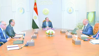 السيسى-يوجه.-فى-«اجتماع-موسَّع»-بحضور-مدبولى:-تكثيف-العمل-بالمشروعات-التنموية